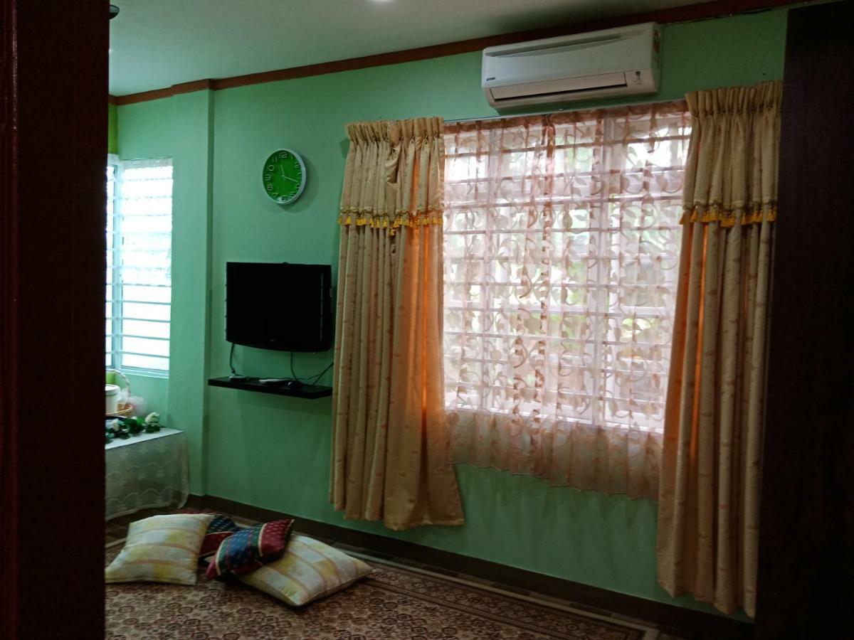 Jazepuri - Jaze 1 * Kuching